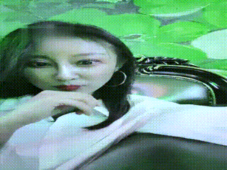 史上最刺激11个女王在夜店就地调教文文