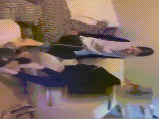 三主玩狗 不知道主角是谁 — 视频_
