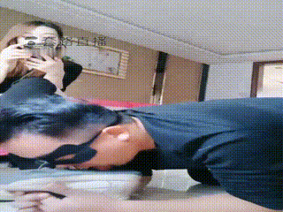 添黑靴坐脸 (1)