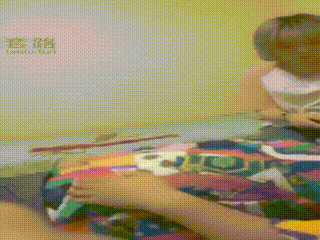 冰冰女s：大量圣水口水，羞辱舔高跟鞋