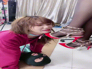 女S脚奴4980886850