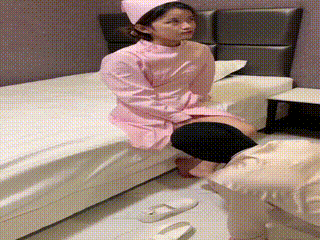 足恋踩踏sm论坛3735615054