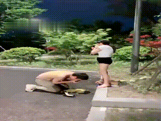 51美脚社区5923310475