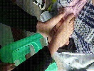 母畜脸当脚垫