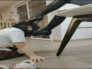 TL31879 欣欣】继续玩弄小乖乖坐脸舔鞋恋足调教女m_1_5