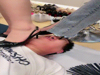 樱桃大大】猥琐男上门被打 00_28_08-00_33_07