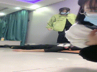 套路女主31875 与精神小妹】群女持续踩踏 (4)