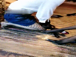 叶子】母畜初尝圣水 00_10_12-00_15_12