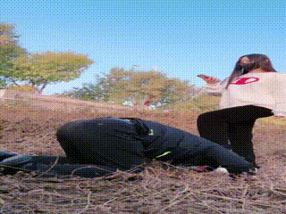 猫神大人】野外抓住偷拍狗调