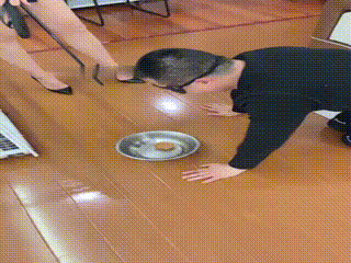 妆主】真实圈养光头 00_25_29-00_30_28
