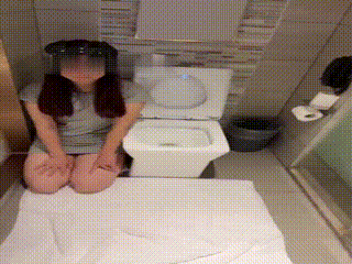 厕奴 坐脸喂食女奴