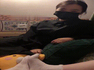 开发足疗技师小姐姐做舐足狗