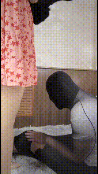 全体重踩踏窒息玩