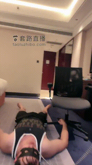 酒店虐奴