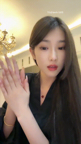 5_6215348329111359165镜镜