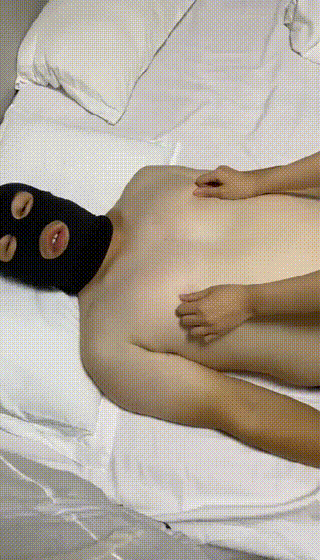 精神小妹】开发羞涩素人-骑马舔粉鞋白袜坐脸窒息踩踏虐乳