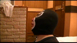 双主踹脸
