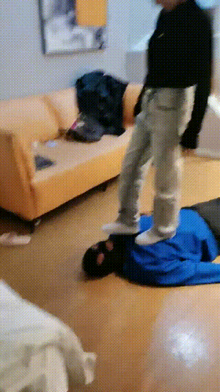 海绵大大】入圈首调-小白鞋踩踏赏赐圣水