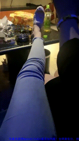 思诺双s骑马坐脸舔脚m