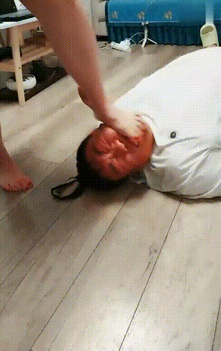 乐爷】妻主S-白棉袜玉足暴力虐打
