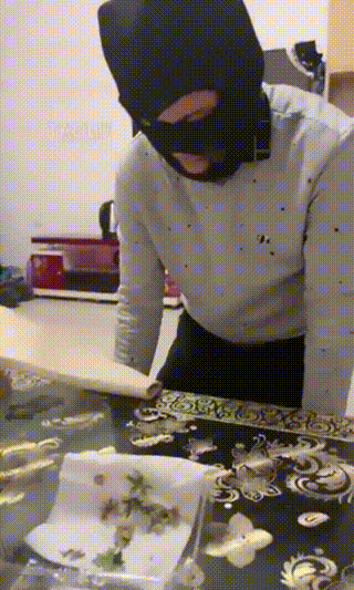 初见s舔脚m~