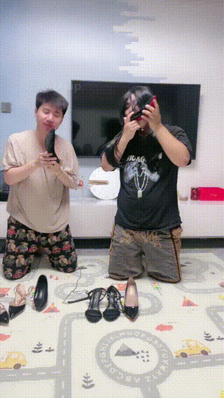 辣妈_ 男奴把女朋友奉献给女主人_O2178601_S531 - 副本_O2183978_S786