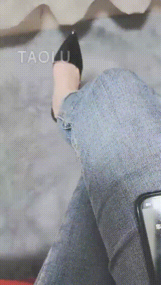 灵竹_ 高跟鞋踩脖子 鞭打_O2011846_S889_O2041497_S701