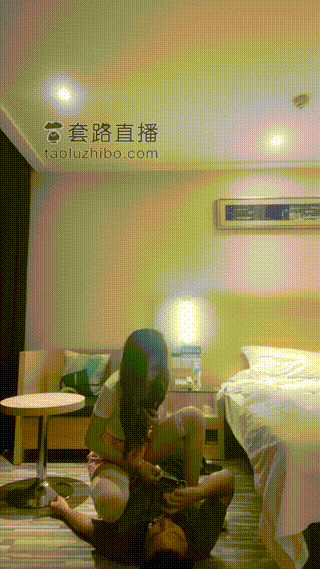 女神酒店里调教脚奴_馨怡_ _O2086578_S989_O2183978_S786