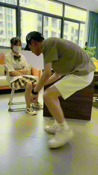 狗哥】开发来应聘的学生