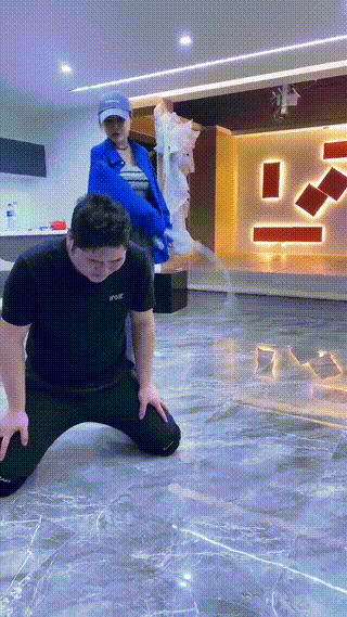 银儿  短发女神 一年后再次归来