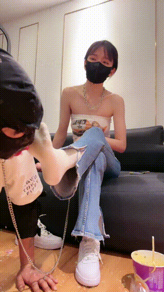 暴力美学】矮脚马骑乘吊绑狠抽蜡烛烫嘴圣水泡面