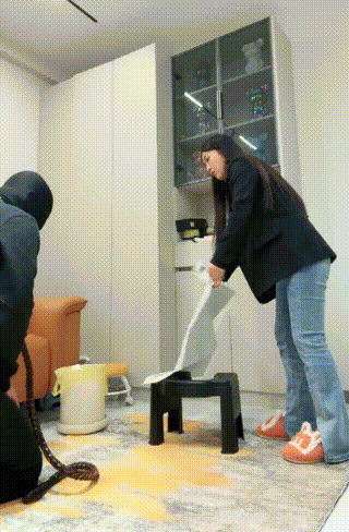雅妈】强制闻鞋贝壳头重度踢踹藤条鞭打