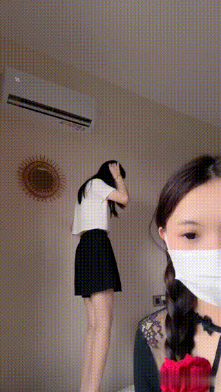 双S首调-踩踏细狗
