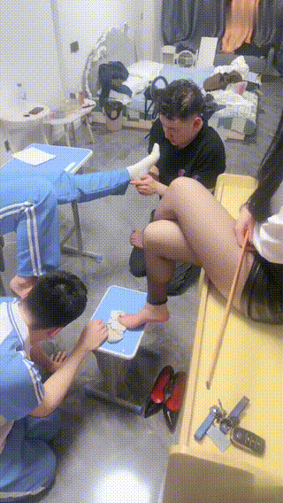 1744384713272_【桃幼幼】双S-校园剧情-奴下奴-教女同学虐男犬【双视角版】【70分钟】 - taolusm
