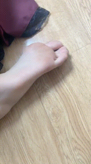 红颜】母畜-白领S-小白鞋白袜羞辱
