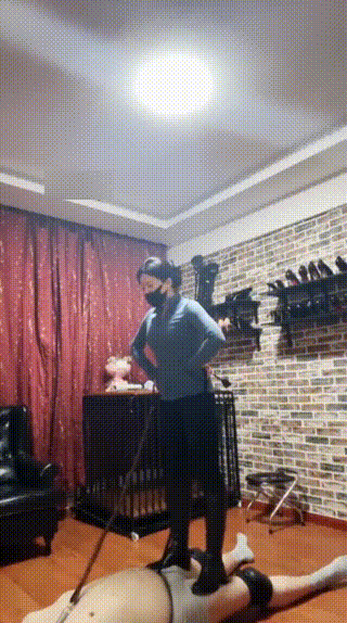 video_1748563437290