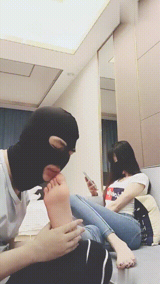 【美娜格格】高帮帆布鞋白棉袜辱狗_喝圣水_转胯【50分钟】 - taolusm