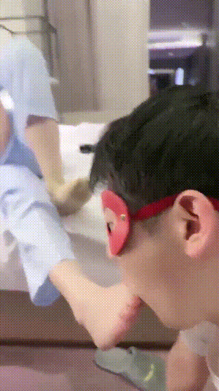 美女高跟踩踏 微希护士装剧情调教
